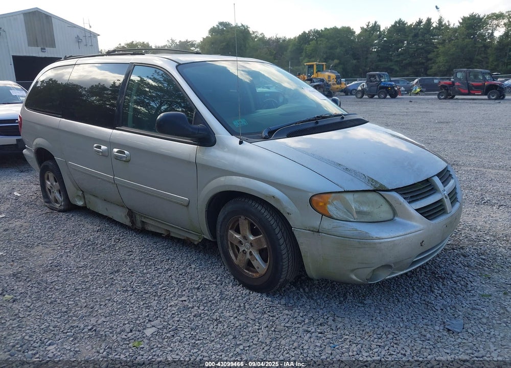 2007 DODGE GRAND CARAVAN SXT VIN: 2D4GP44L17R313082