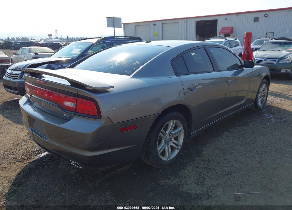 2011 DODGE CHARGER VIN: 2B3CL5CT4BH572194