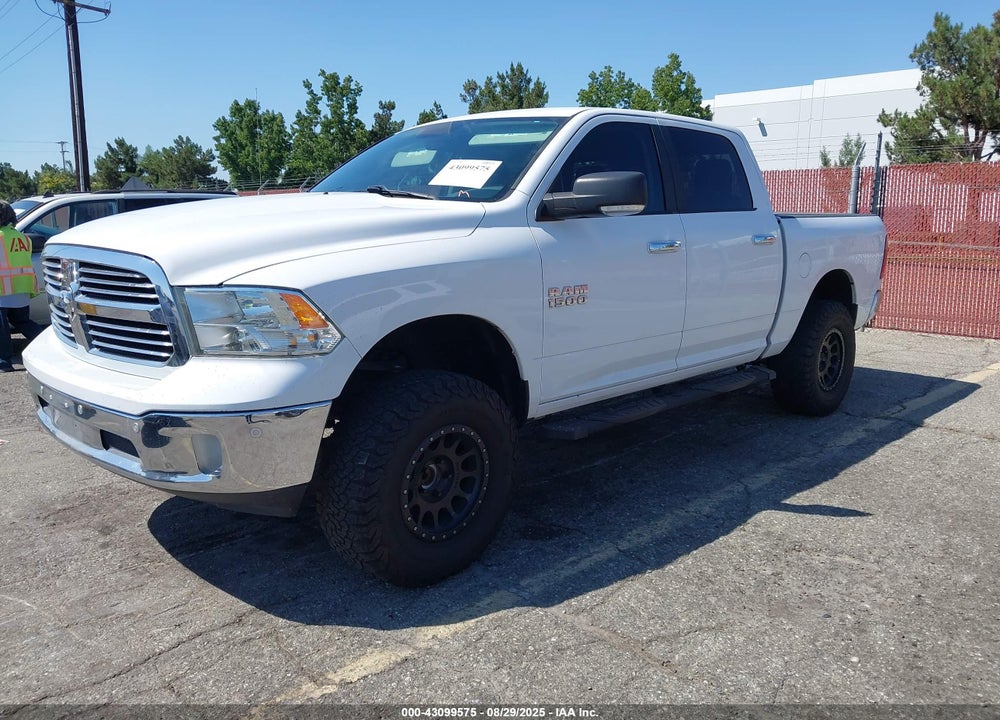 2017 RAM 1500 VIN: 1C6RR6LG2HS556262