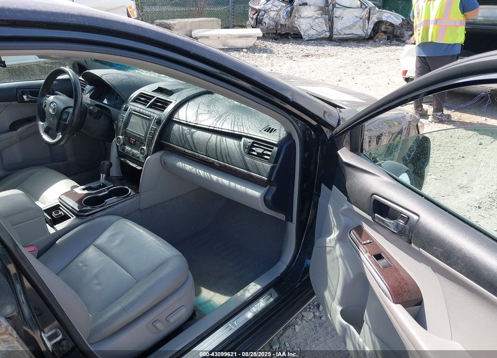 2012 TOYOTA CAMRY XLE VIN: 4T4BF1FK2CR181090