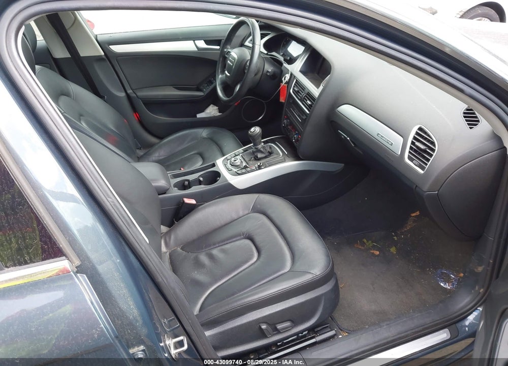 2010 AUDI A4 VIN: WAUHFAFLXAN017320
