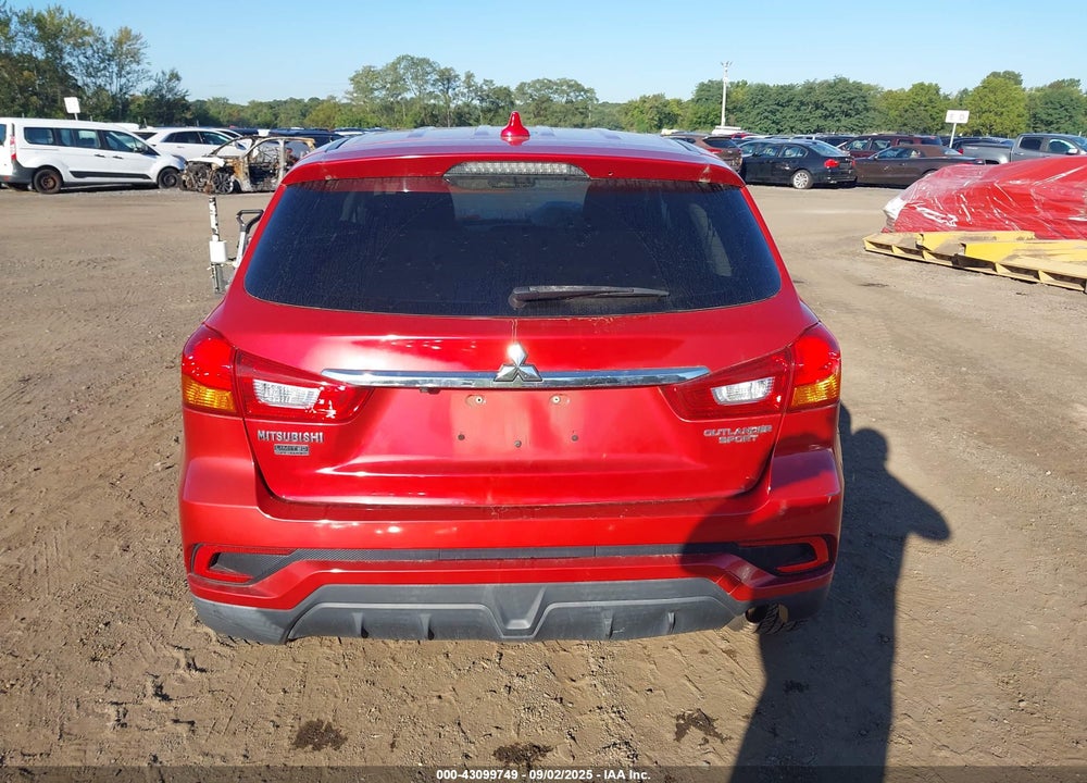 2018 MITSUBISHI OUTLANDER SPORT VIN: JA4AP3AU9JZ031709