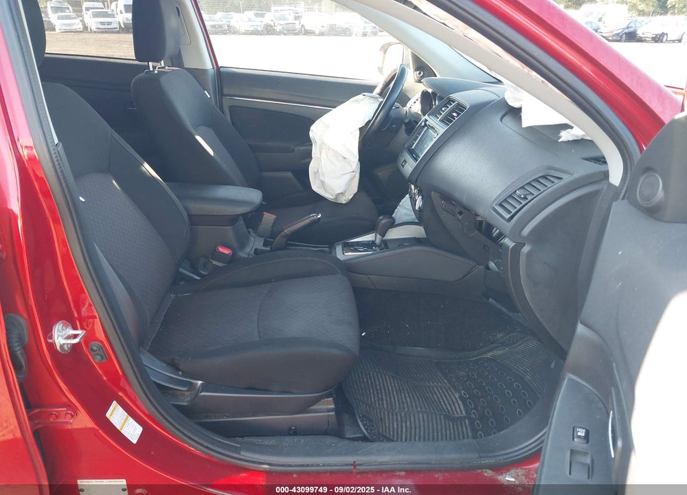 2018 MITSUBISHI OUTLANDER SPORT VIN: JA4AP3AU9JZ031709