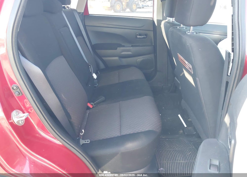 2018 MITSUBISHI OUTLANDER SPORT VIN: JA4AP3AU9JZ031709