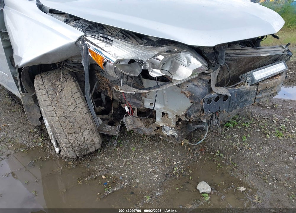 2011 CHEVROLET TRAVERSE VIN: 1GNKVJED8BJ322479
