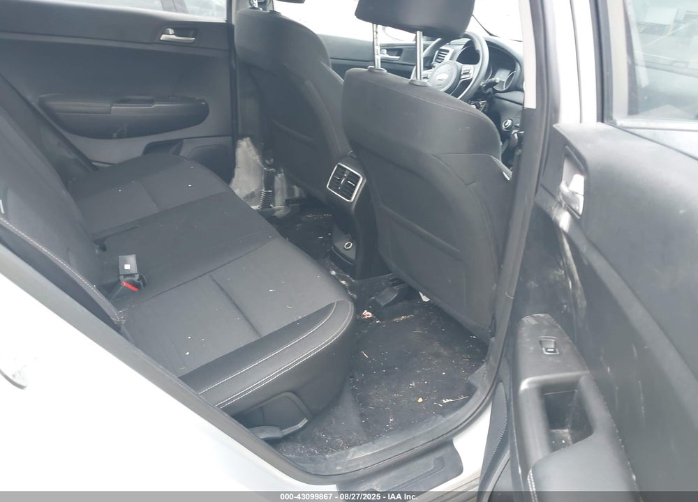 2018 KIA SPORTAGE VIN: KNDPMCAC0J7459714