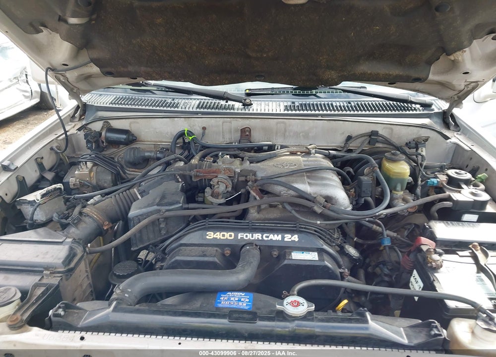 2000 TOYOTA 4RUNNER LIMITED V6 VIN: JT3HN87R9Y0276507