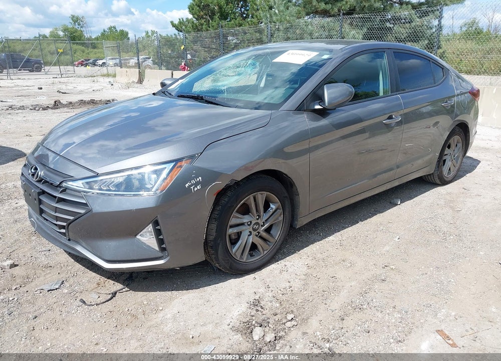 2020 HYUNDAI ELANTRA VIN: 5NPD84LF8LH537143