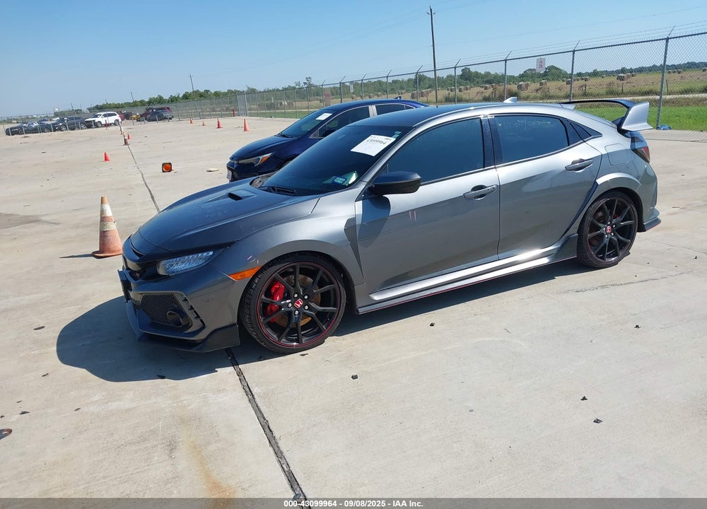 2017 HONDA CIVIC TYPE-R TOURING VIN: SHHFK8G75HU200860