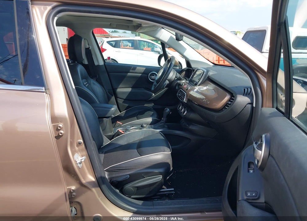 2017 FIAT 500X VIN: ZFBCFYDB7HP625507