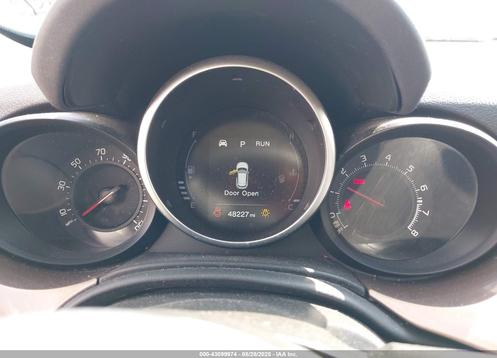 2017 FIAT 500X VIN: ZFBCFYDB7HP625507