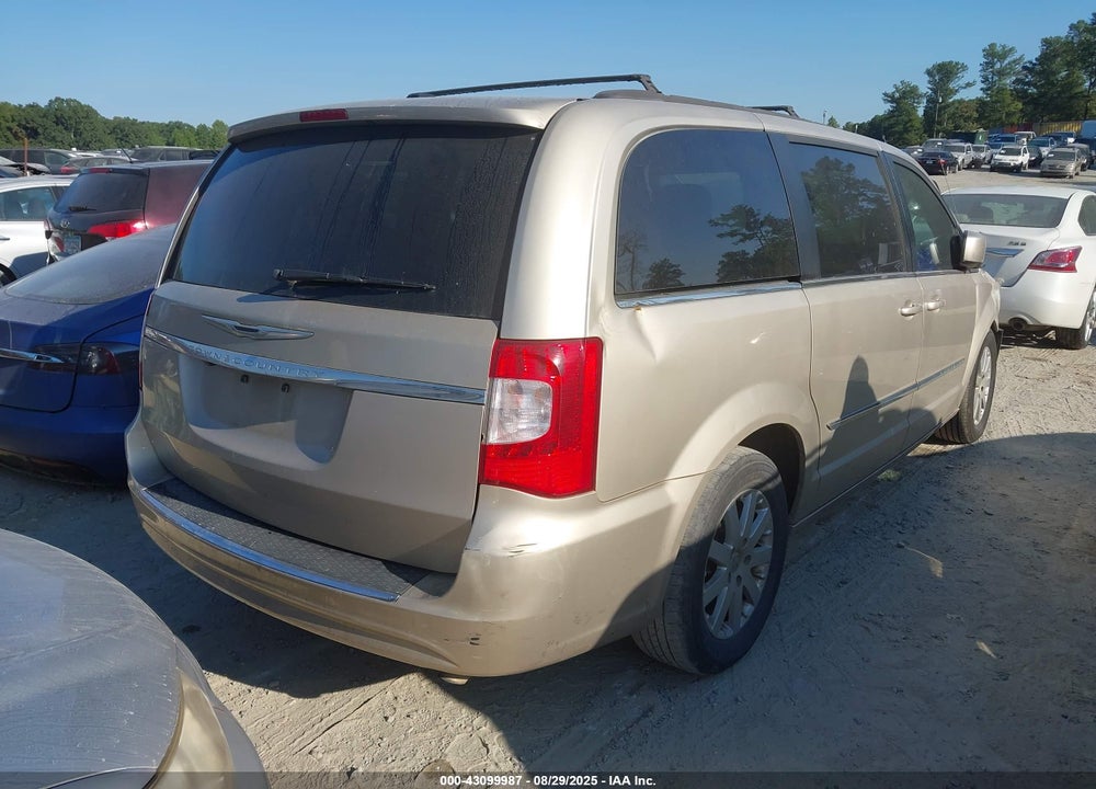 2014 CHRYSLER TOWN & COUNTRY VIN: 2C4RC1BGXER434017