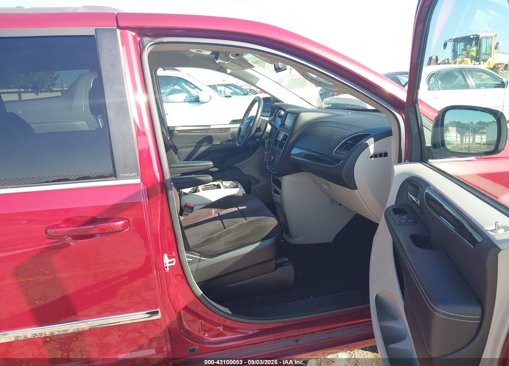 2014 CHRYSLER TOWN & COUNTRY TOURING VIN: 2C4RC1BG5ER169734