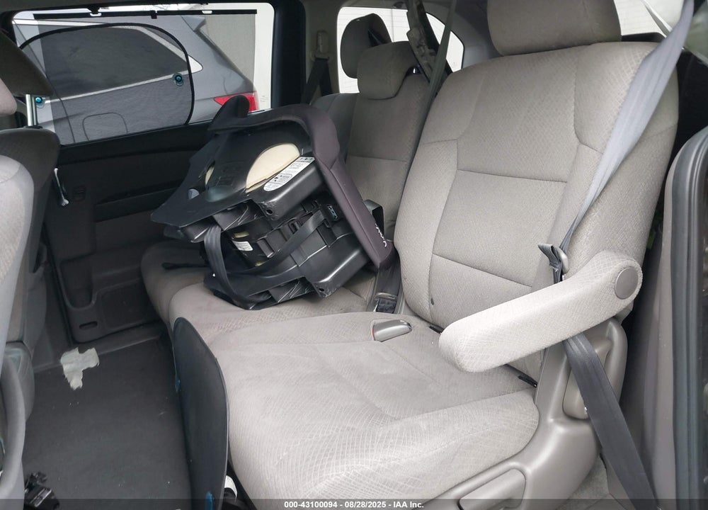 2016 HONDA ODYSSEY VIN: 5FNRL5H34GB145063