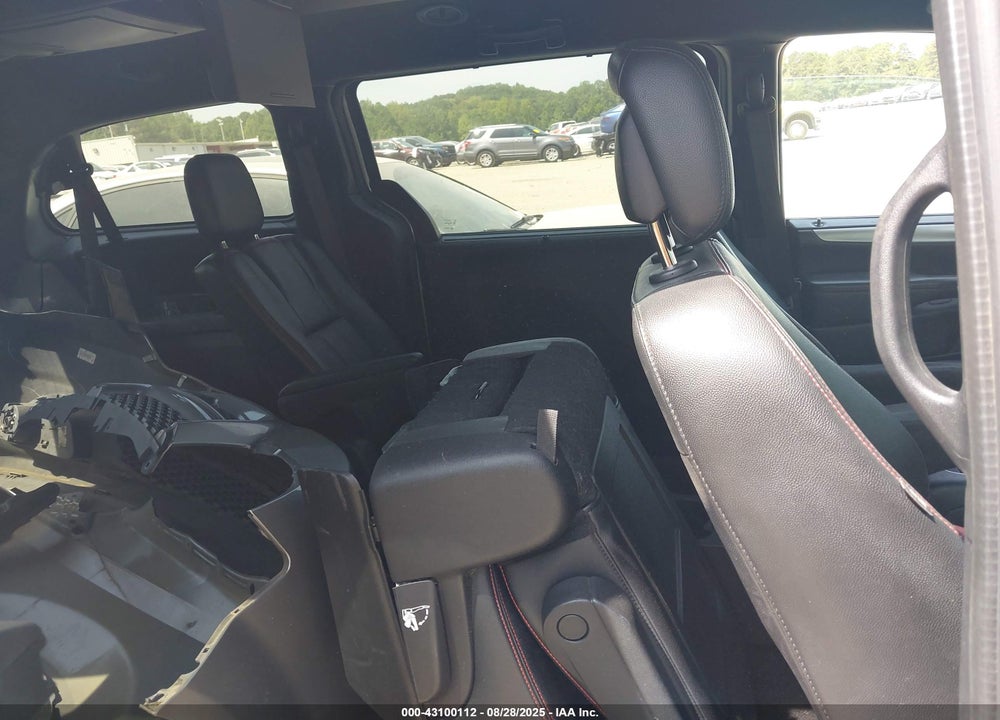 2019 DODGE GRAND CARAVAN VIN: 2C4RDGEG3KR716944