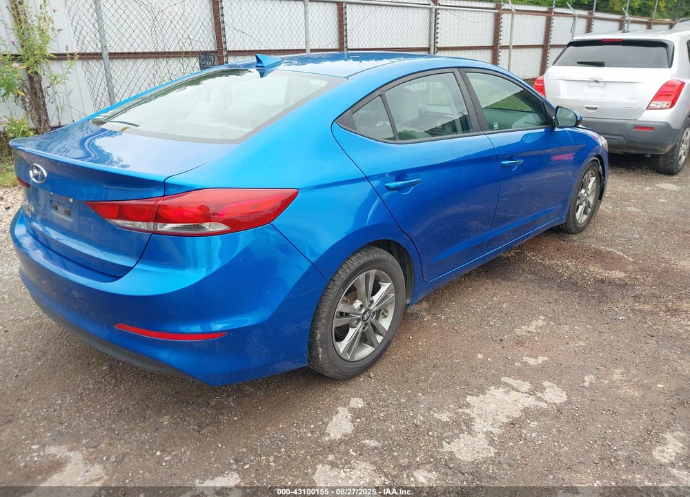 2018 HYUNDAI ELANTRA VIN: 5NPD84LF5JH215685