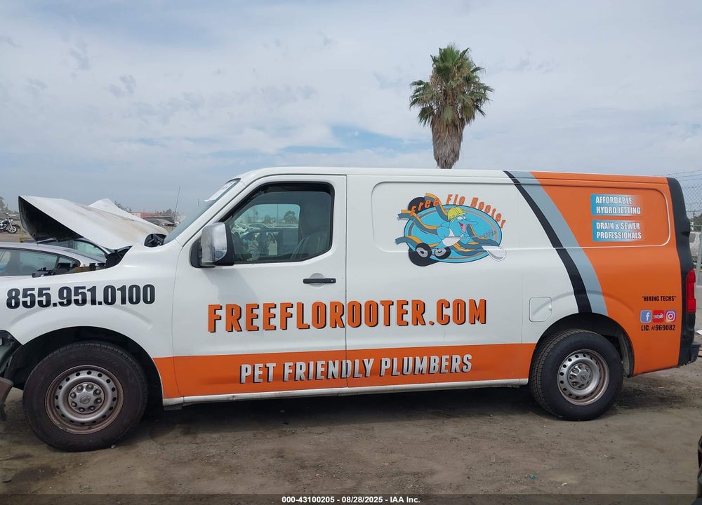 2015 NISSAN NV CARGO NV2500 HD VIN: 1N6AF0KX7FN803930