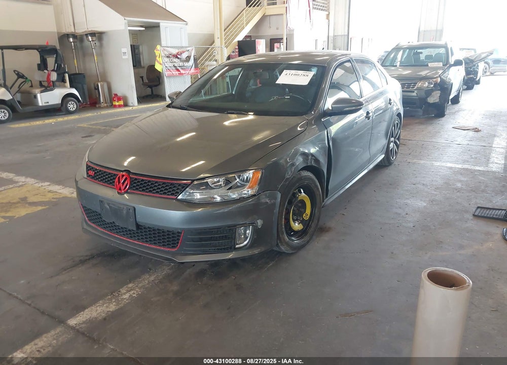 2013 VOLKSWAGEN JETTA VIN: 3VW4A7AJ0DM215697