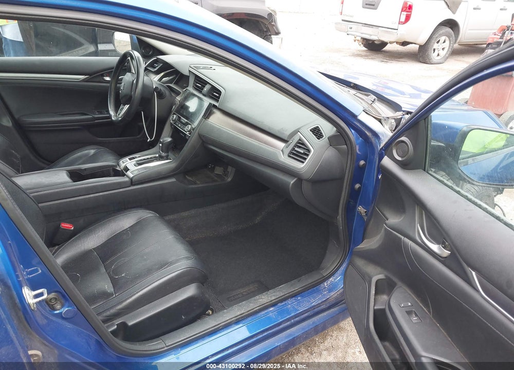 2016 HONDA CIVIC VIN: 19XFC1F78GE002463