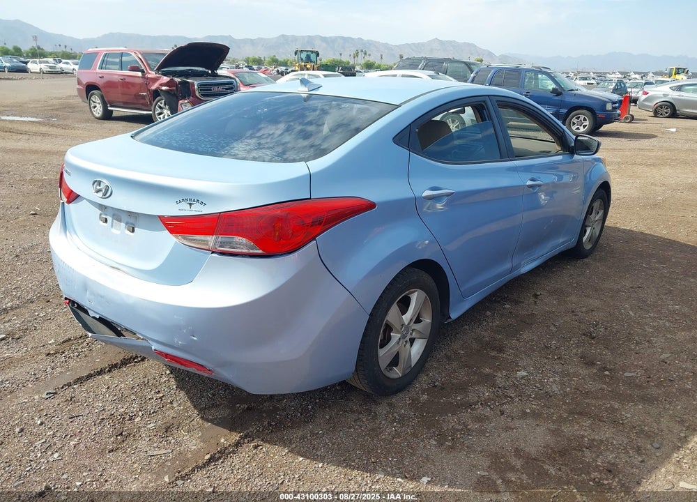 2013 HYUNDAI ELANTRA VIN: KMHDH4AE0DU708822