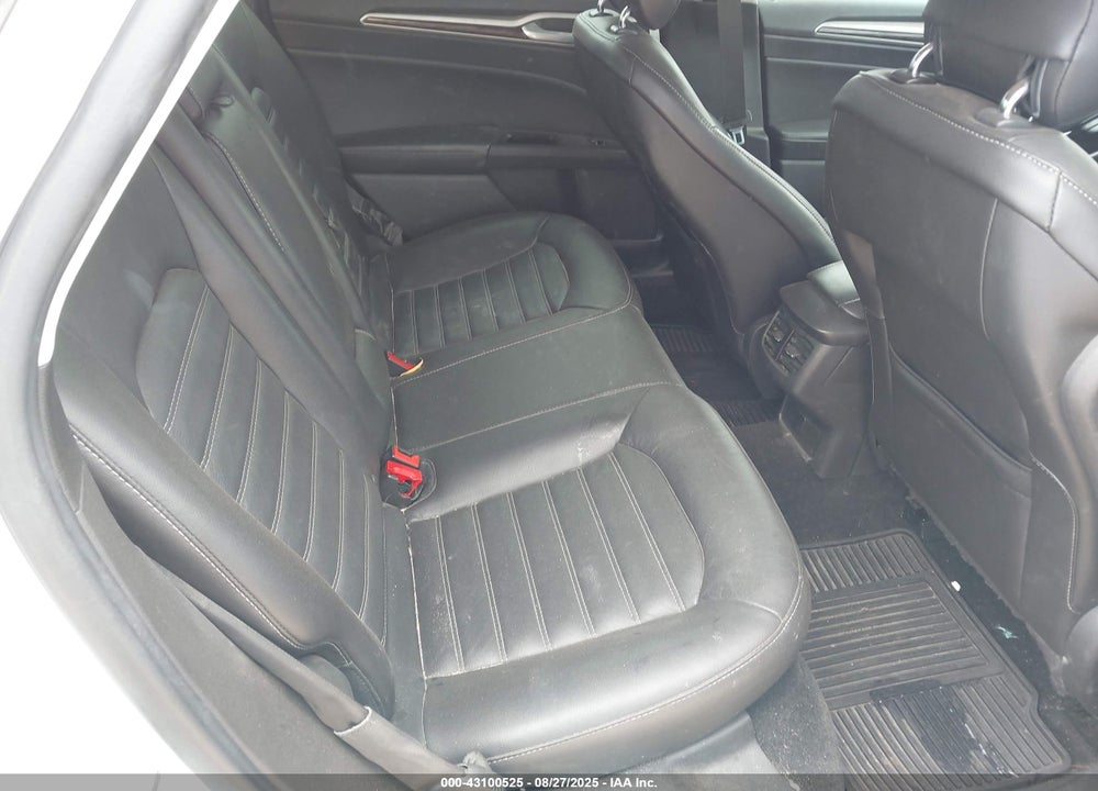 2015 FORD FUSION SE VIN: 3FA6P0HD0FR113524