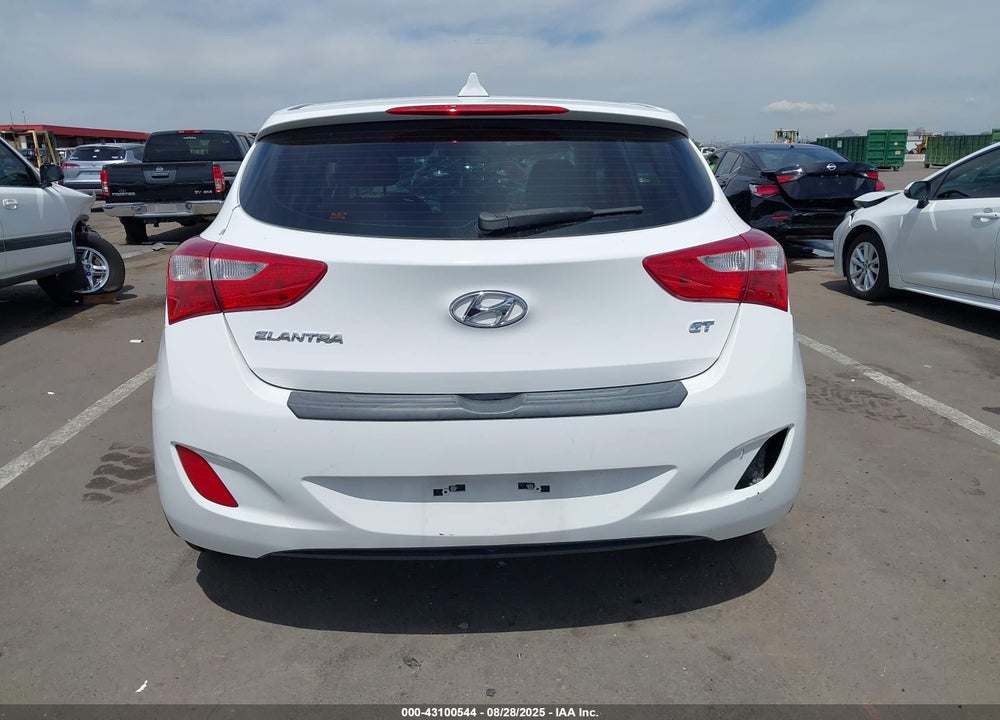 2013 HYUNDAI ELANTRA VIN: KMHD35LE3DU079204