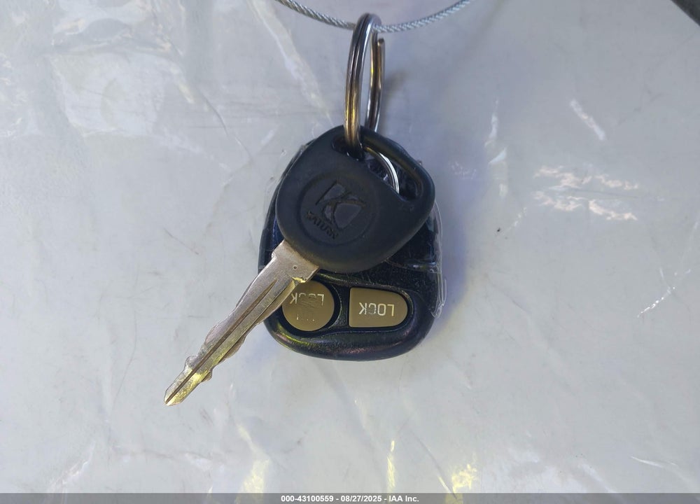 2000 SATURN SL1 VIN: 1G8ZH5284YZ108445