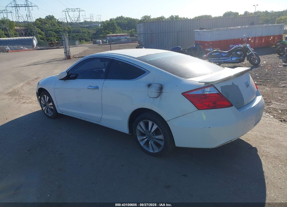 2010 HONDA ACCORD VIN: 1HGCS1B36AA011814