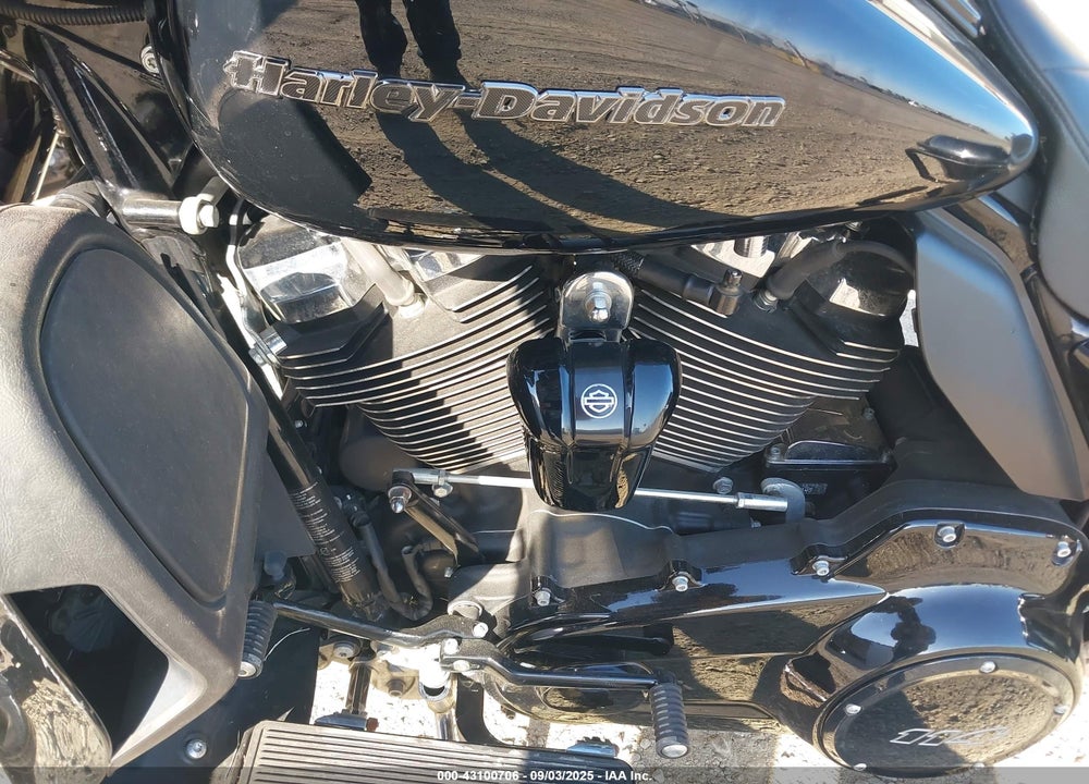 2022 HARLEY-DAVIDSON FLTRX VIN: 1HD1KHC16NB669806