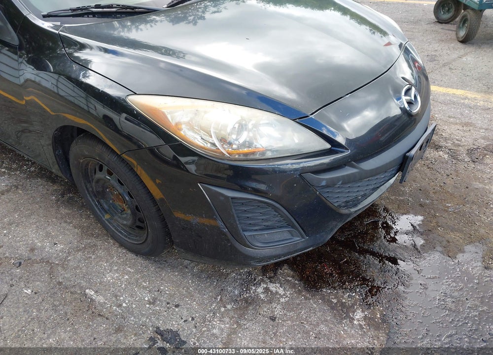 2011 MAZDA 3 VIN: JM1BL1UF6B1496942