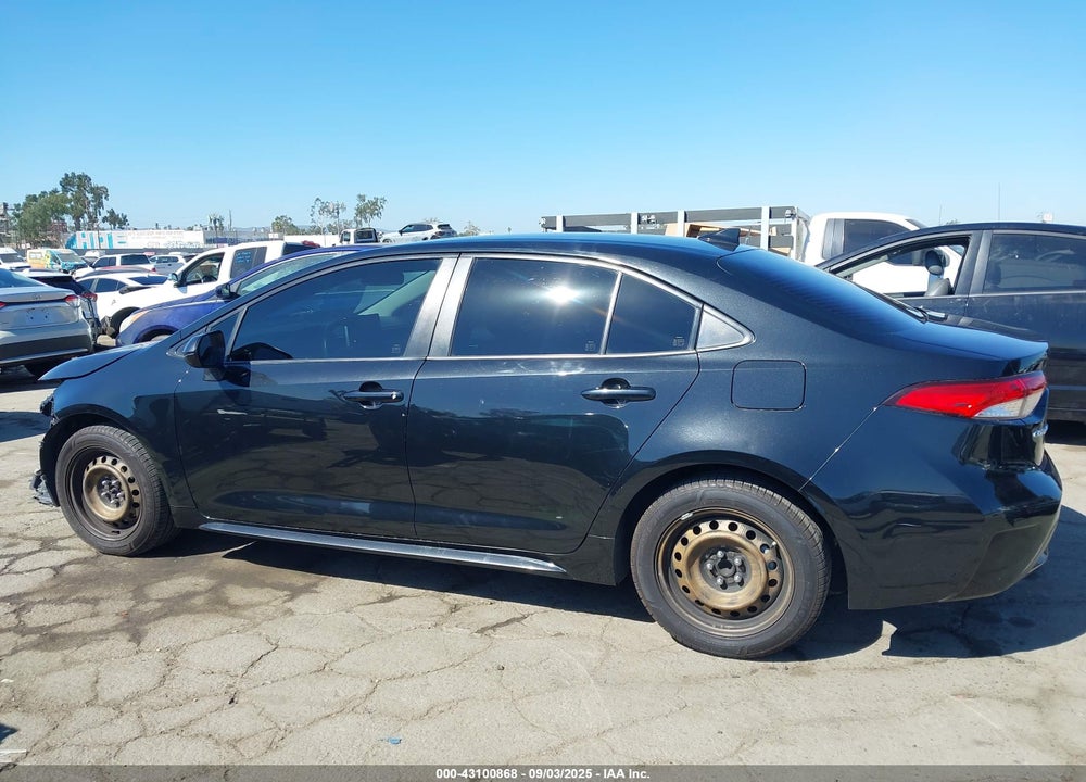 2020 TOYOTA COROLLA LE VIN: JTDEPRAE7LJ051817