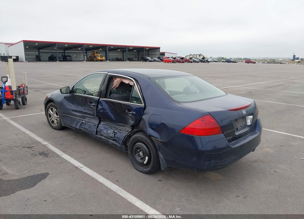 2007 HONDA ACCORD 2.4 SE VIN: JHMCM563X7C010851