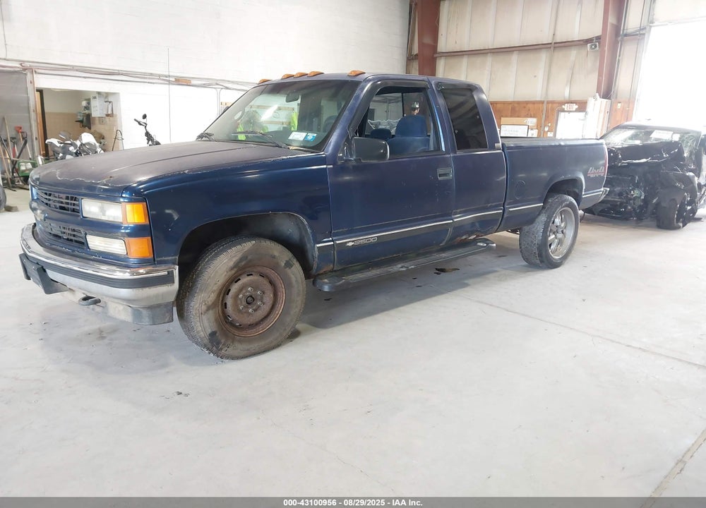 1995 CHEVROLET GMT-400 K2500 VIN: 2GCFK29K6S1124172