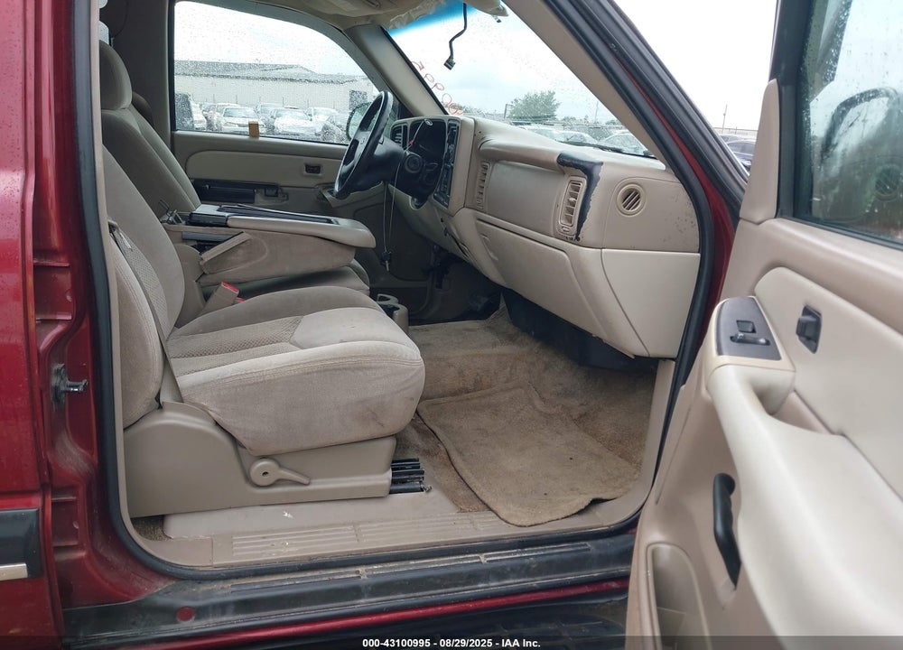 2003 CHEVROLET TAHOE LS VIN: 1GNEC13V93J192602