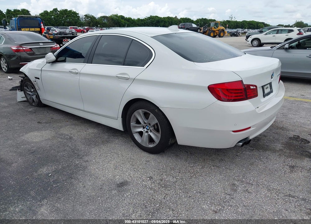 2013 BMW 5 SERIES VIN: WBAXG5C50DDY37857
