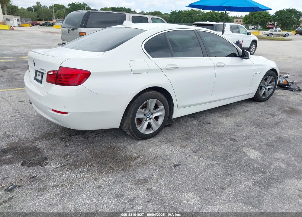 2013 BMW 5 SERIES VIN: WBAXG5C50DDY37857