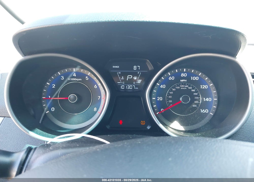 2015 HYUNDAI ELANTRA LIMITED VIN: KMHDH4AE9FU381548