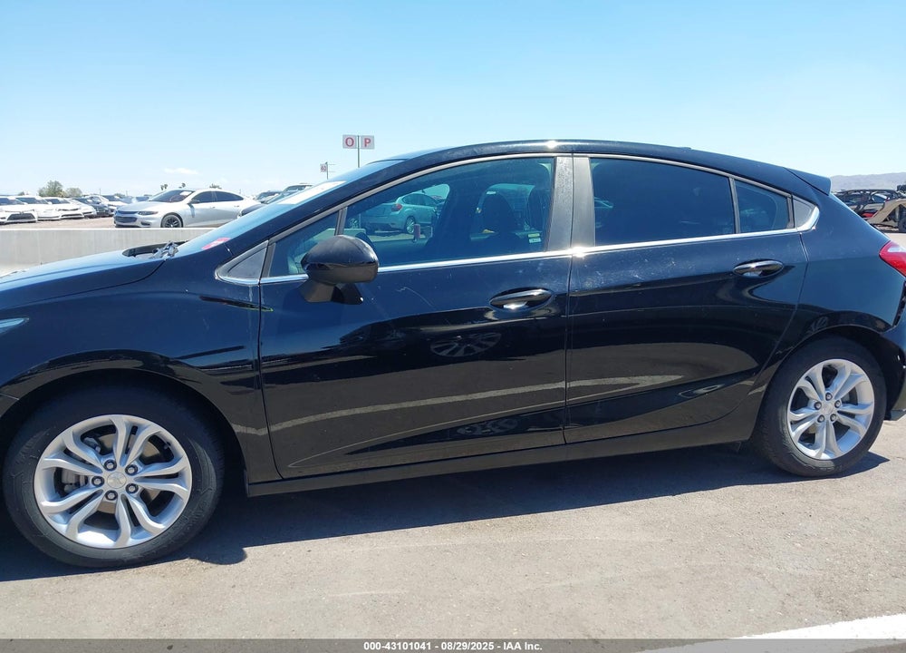 2019 CHEVROLET CRUZE LT VIN: 3G1BE6SM3KS610962