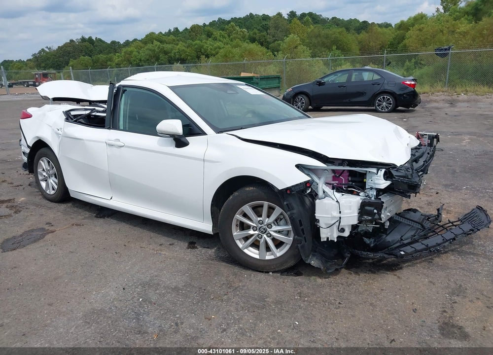 2025 TOYOTA CAMRY LE VIN: 4T1DAACK2SU175231