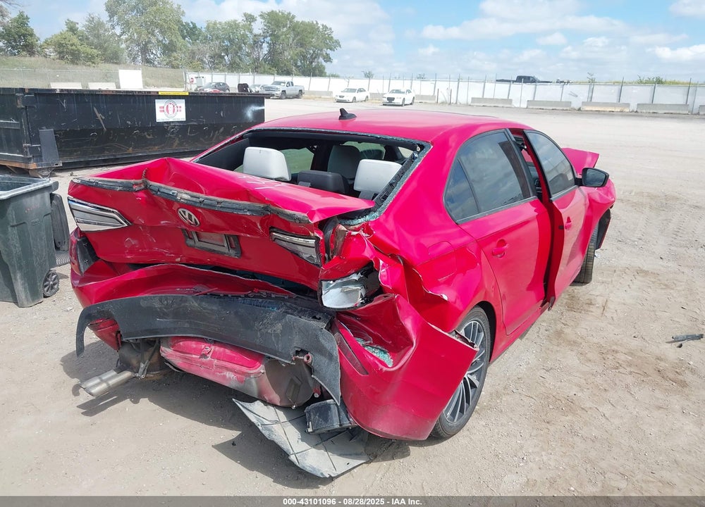 2015 VOLKSWAGEN JETTA VIN: 3VWD17AJXFM400391