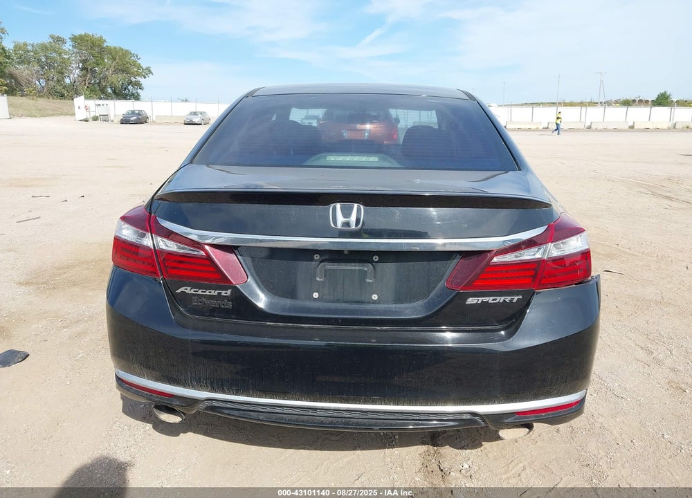 2016 HONDA ACCORD VIN: 1HGCR2F5XGA136885