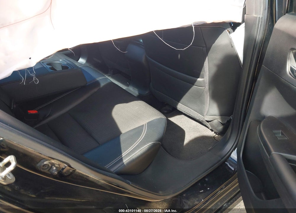 2016 HONDA ACCORD VIN: 1HGCR2F5XGA136885