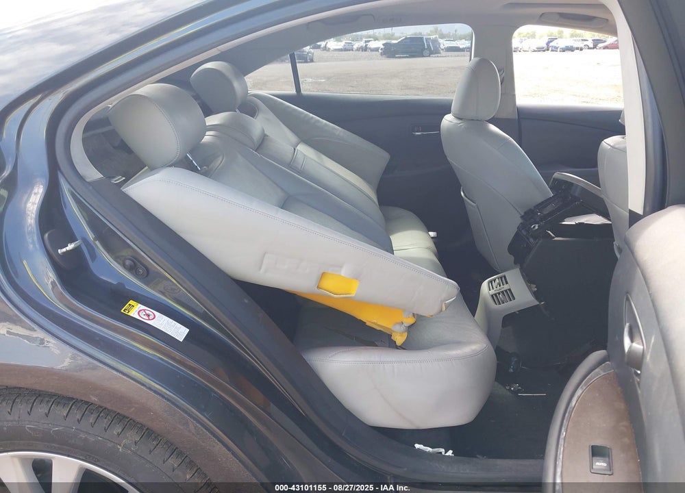 2010 LEXUS ES 350 VIN: JTHBK1EG3A2402159