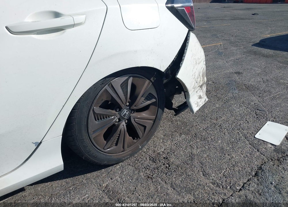 2018 HONDA CIVIC EX-L VIN: SHHFK7H79JU410683