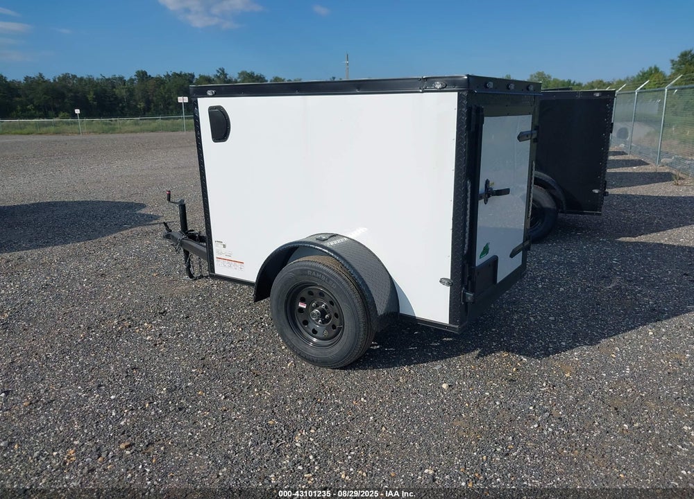 2025 J AND C TRAILERS INC ENCLOSED TRAILER VIN: 1J9BE0610SD498808