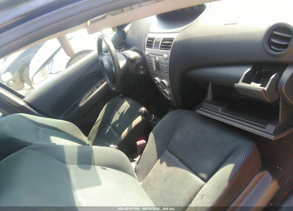 2010 TOYOTA YARIS VIN: JTDBT4K35A1379460