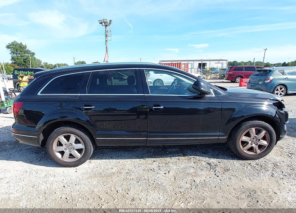 2015 AUDI Q7 VIN: WA1CGAFE9FD022544