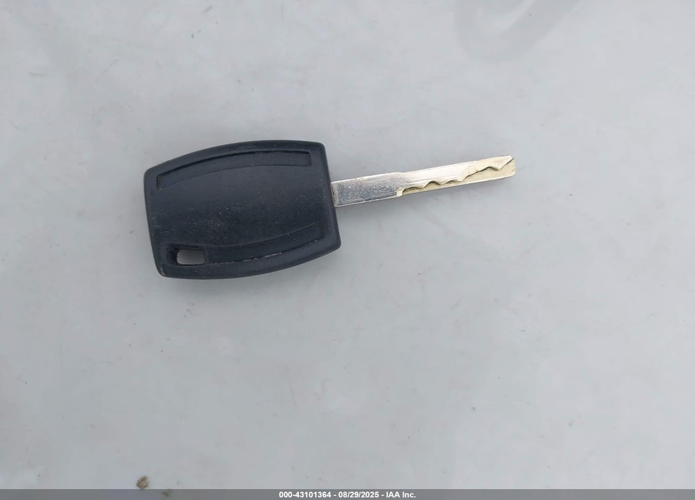 2013 FORD ESCAPE S VIN: 1FMCU0F70DUB23913