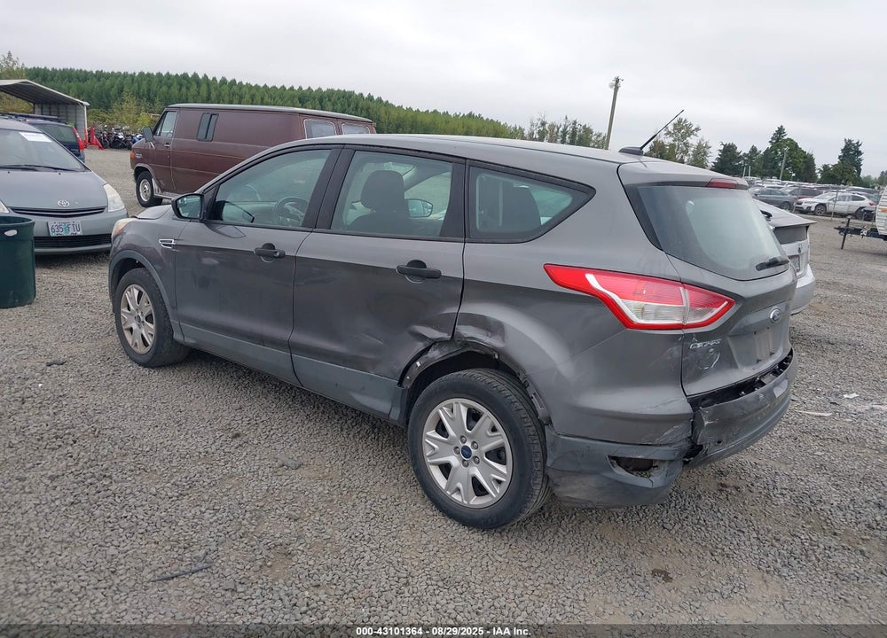 2013 FORD ESCAPE S VIN: 1FMCU0F70DUB23913