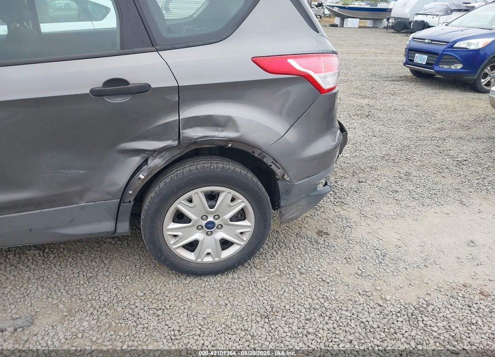 2013 FORD ESCAPE S VIN: 1FMCU0F70DUB23913
